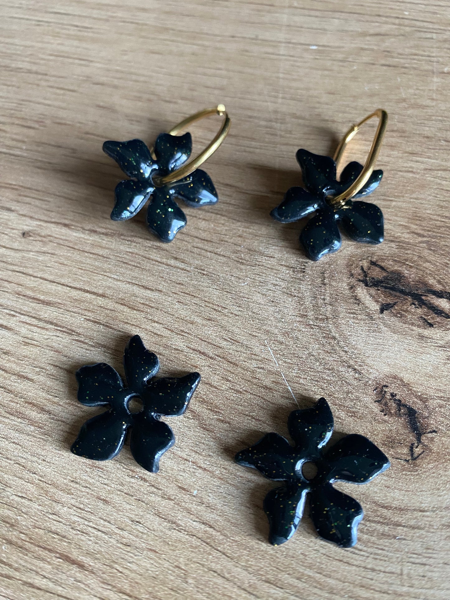 Taïs à paillettes vertes et dorées