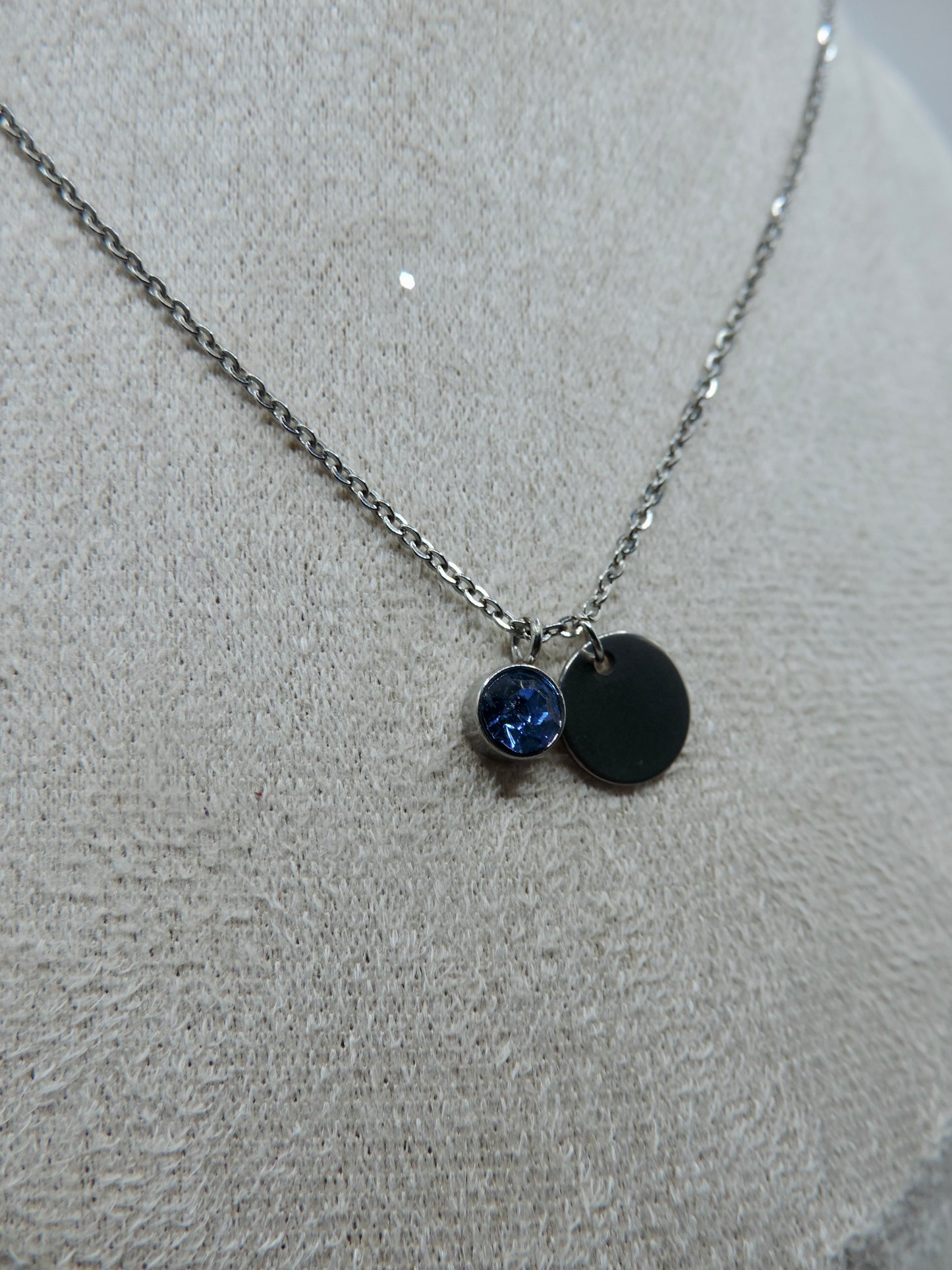 Collier pierre de naissance