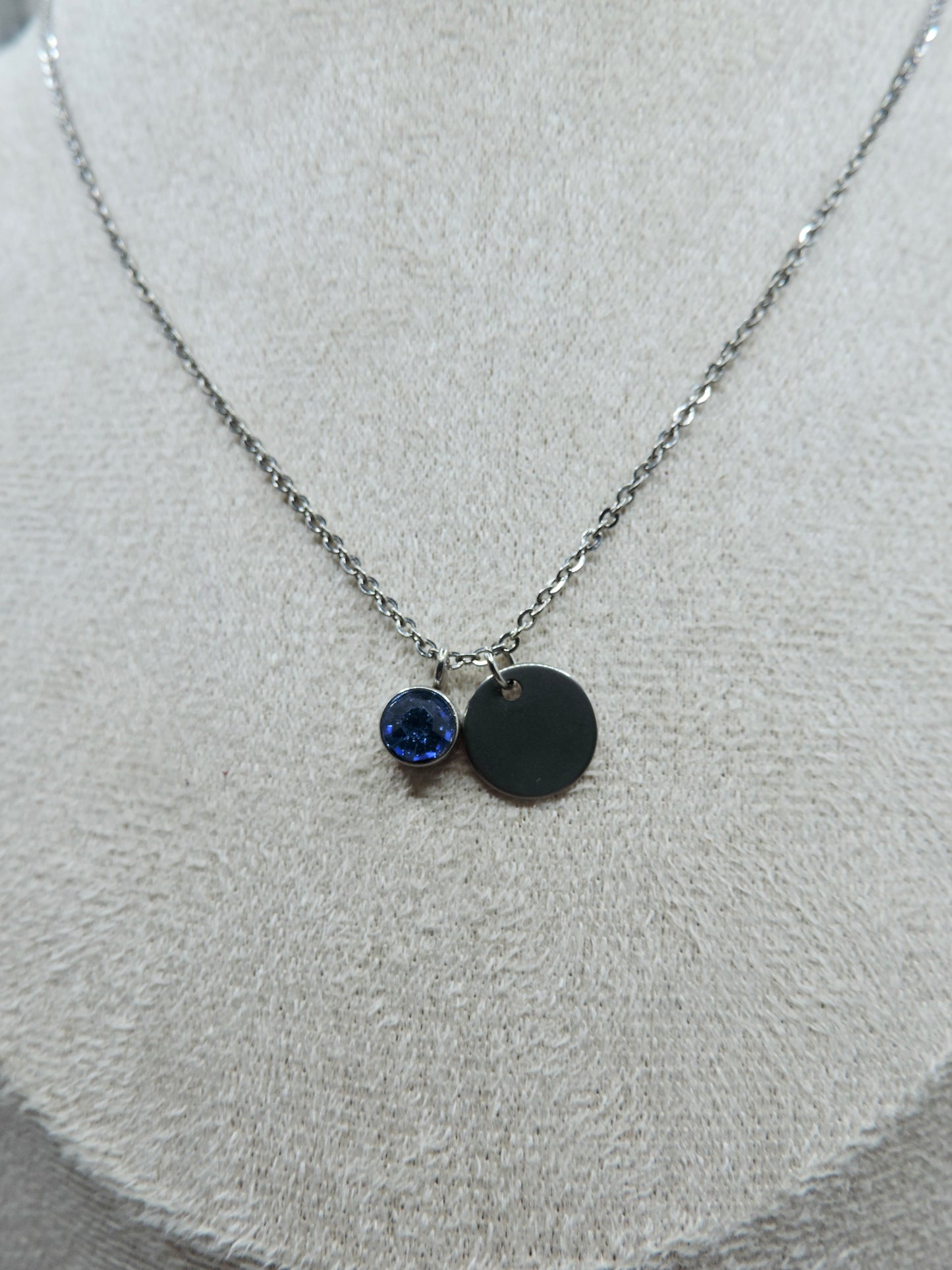 Collier pierre de naissance