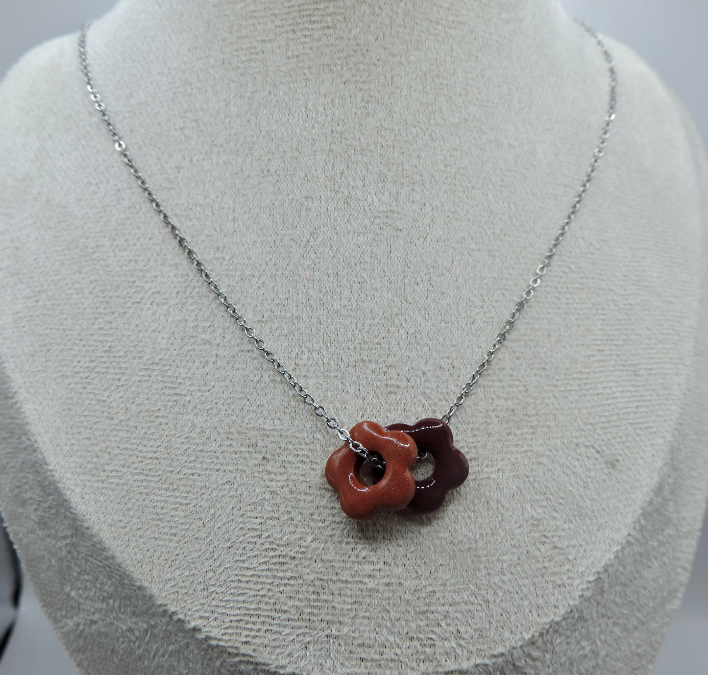 Collier avec pampilles en pâte polymère