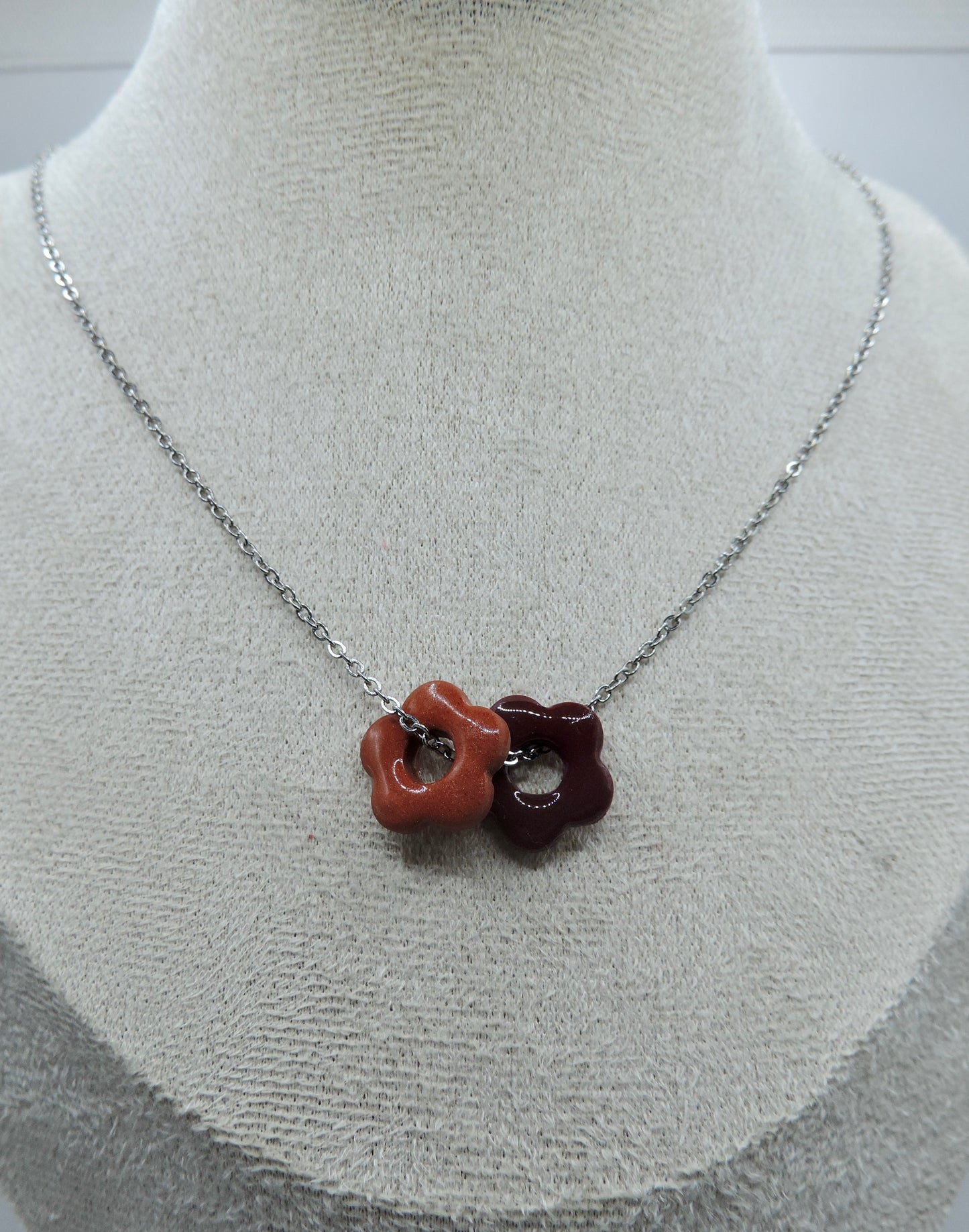 Collier avec pampilles en pâte polymère